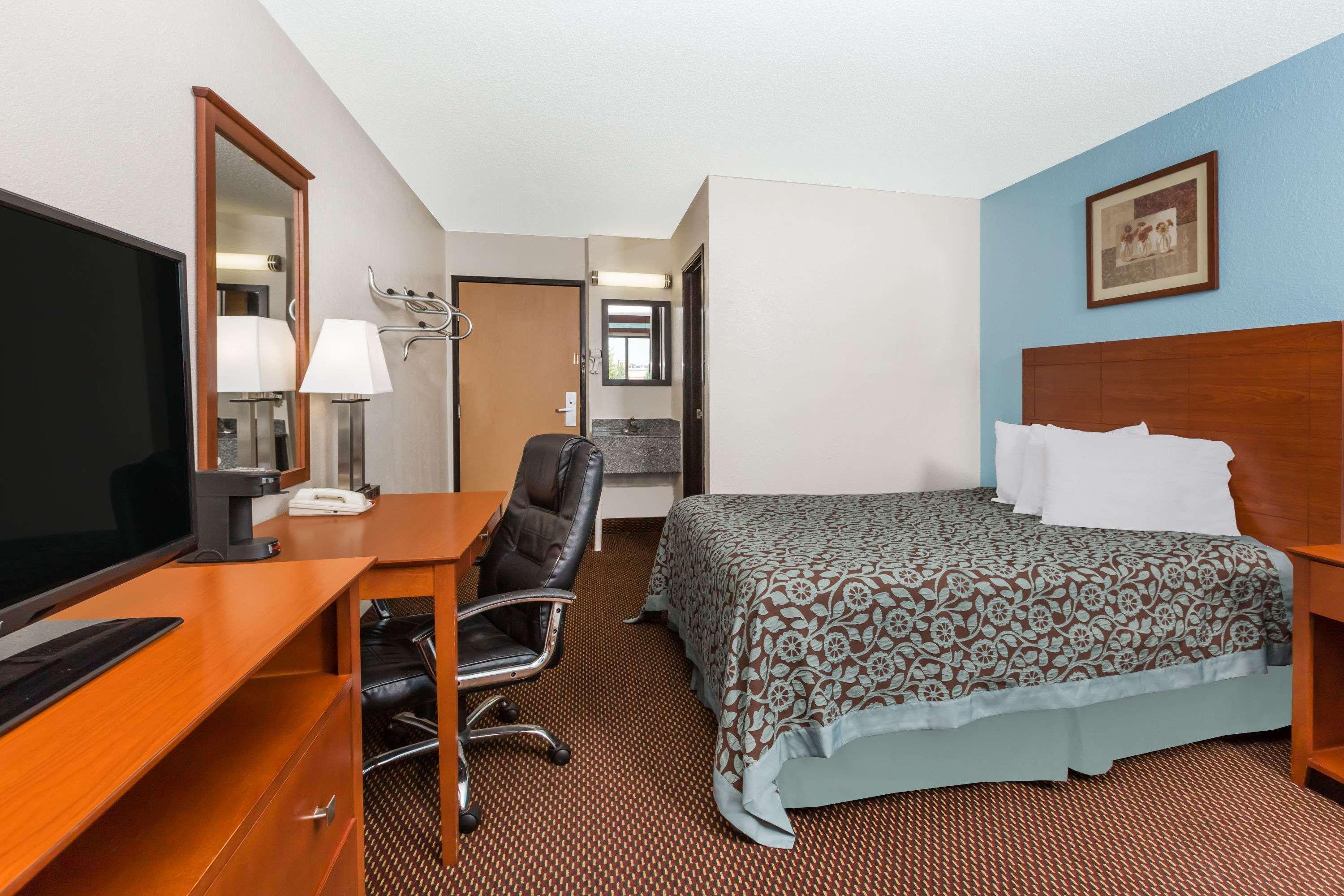 Days Inn By Wyndham Ankeny - Des Moines Εξωτερικό φωτογραφία