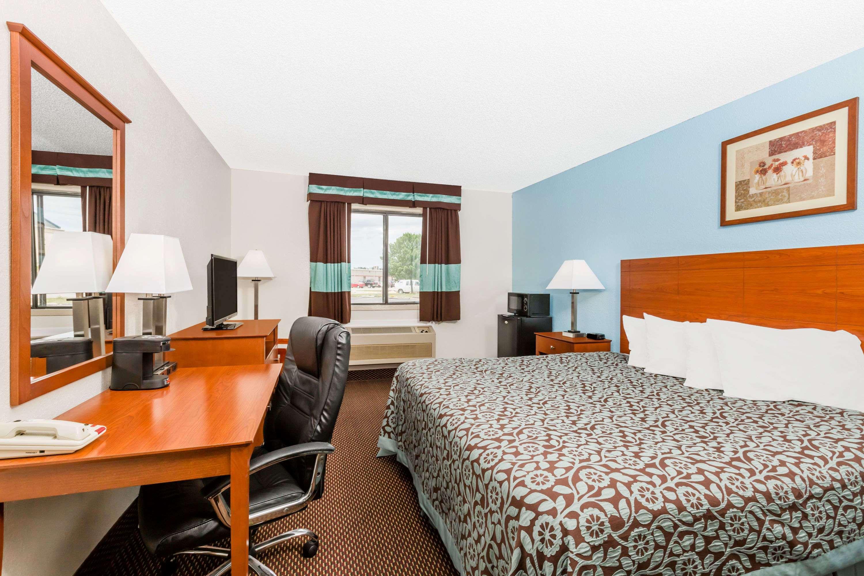 Days Inn By Wyndham Ankeny - Des Moines Εξωτερικό φωτογραφία