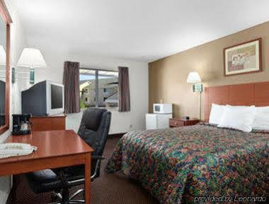 Days Inn By Wyndham Ankeny - Des Moines Εξωτερικό φωτογραφία